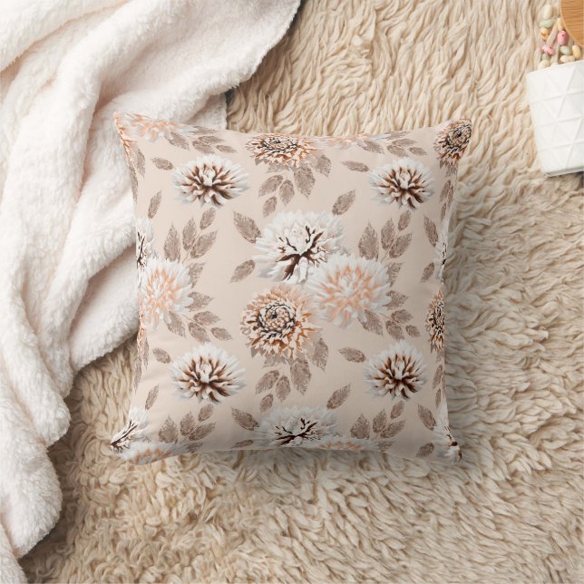 Witte, bruine bloemen op een crème achtergrond. kussen (Deken)