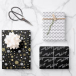 Witte bruinrode snuitvlokken pokadots op zwart inpakpapier vel<br><div class="desc">Kute contemhedendaags klassiek wit Prettige feestdagen wensen op een zwarte achtergrond, en witte en gouden sneeuwvlokken en een polka puntenpatroon op een zwarte achtergrond. Moderne leuke papieren bladen voor het verpakken van die December verrassende cadeautjes of kerstcadeaus met. , elegante, stijlvolle en eclectische patronen voor het fancy artistieke heupambacht, het...</div>