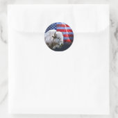 Witte buffel met Amerikaanse vlag en bliksem Ronde Sticker (Tas)