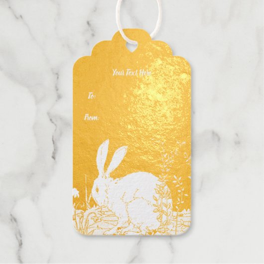 Witte Bunny Rabbit in Tall Flowers op Gold Cadeaulabels (Voorkant)