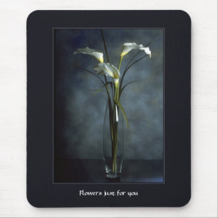Witte Calla Lilies in het glas Vase Muismat