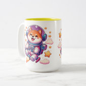 Witte campingbeker. Realistische mok mockup sjablo (Voorkant links)