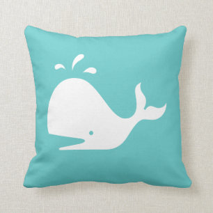 Witte CARTOON walvis op blauwgroen blauw kussen