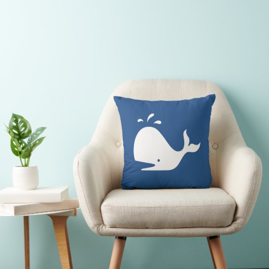 witte CARTOON walvis op middelgrote blauwe kussen (Stoel)