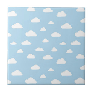 Witte Cartoon wolken op blauw achtergrondpatroon Tegeltje