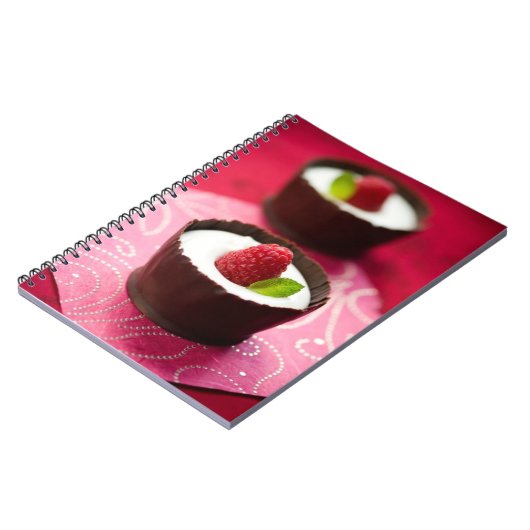 Witte chocolademousse dessert notitieboek (Linkerzijde)