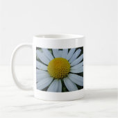 Witte chrysanthemum met geel midden koffiemok (Links)