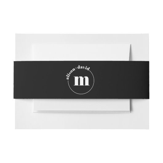 Witte cirkel met namen en monogram zwart bruiloft uitnodigingen wikkel (Voorkant Voorbeeld)