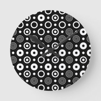 Witte cirkels en stippen ronde klok