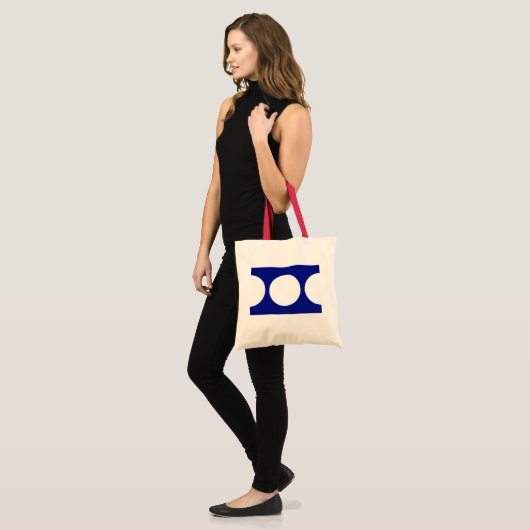 Witte cirkels op blauw tote bag (Voorkant (model))