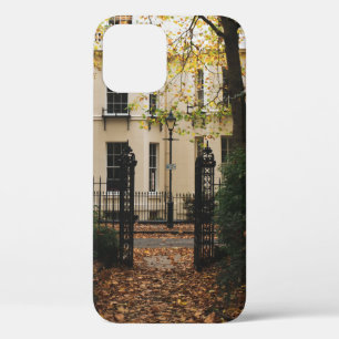 WITTE CONCRETE HUIS, OVERGELEID DOOR BOMEN TIJDENS Case-Mate iPhone CASE