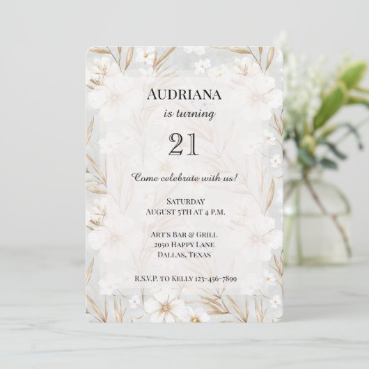 Witte Crème Bloemen Blauwe Vlinders Verjaardag Kaart (Staand voorkant)