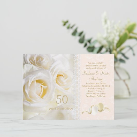 Witte crème rozen, harten 50ste huwelijksjubileum kaart (Staand voorkant)