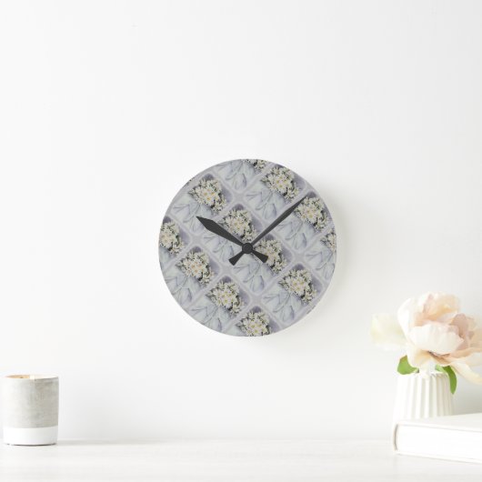 WITTE DAG BOUQUET CLOCK RONDE KLOK (Huis)