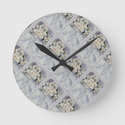 WITTE DAG BOUQUET CLOCK RONDE KLOK (Voorkant)
