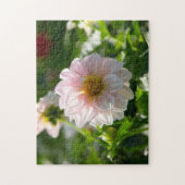 Witte dahlia in de tuinfoto legpuzzel (Verticaal)