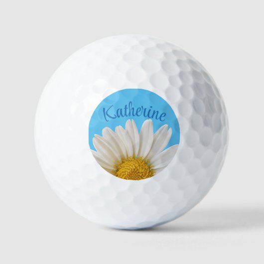 Witte Daisy Blauwe Achtergrond Aangepaste Naam Golfballen (Voorkant)