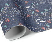 witte daisy floral print op marineblauwe achtergro cadeaupapier (Rol Hoek)