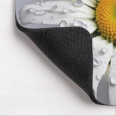 Witte Daisy met regendruppels Muismat (Hoek)