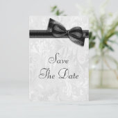 Witte Damast en Nep lint Save The Date Kaart (Staand voorkant)