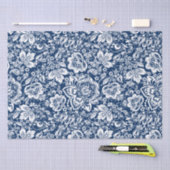 Witte  damast op marineblauwe achtergrond tissuepapier (Craft)