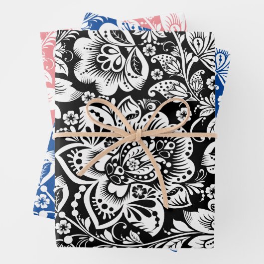 Witte damast op zwart, blauw en roze inpakpapier vel (In situ)