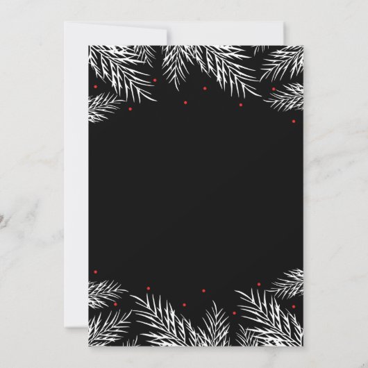 Witte dennen & rode bessen Zwarte Kerst uitnodigin Kaart (Achterkant)