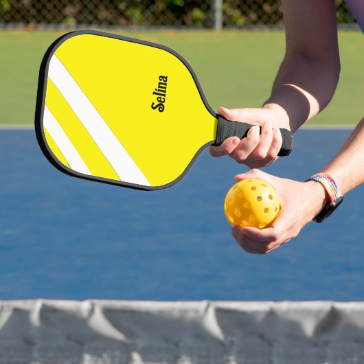 Witte diagonale strepen op de gele paddle met pick (Insitu)