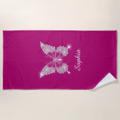 Witte Diamant Vlinder, Script Naam, Diepe Fuchsia Strandlaken (Voorkant)