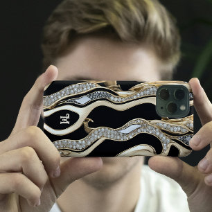 Witte diamanten, gouden rand mandala ontwerp iPhone 15 pro case