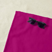 Witte Diamond Vlinder, Script Naam, Diepe Fuchsia Strandlaken (In situ)