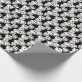 Witte dobbelstenen op zwart cadeaupapier (Hoek)