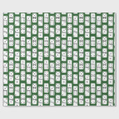 Witte Dominosen met zwarte Stippen op groen gepatt Cadeaupapier (Vlak)