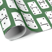 Witte Dominosen met zwarte Stippen op groen gepatt Cadeaupapier (Rol Hoek)