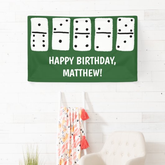 Witte Dominosen met zwarte Stippen op groen Spandoek (Insitu)