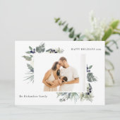 Witte donkergroene kerstgebladerte foto gelukkig feestdagenkaart (Staand voorkant)