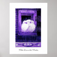 WITTE DOVES IN HET VENSTER, blauw paars