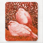 WITTE DOVES IN ROOD MUISMAT (Voorkant)
