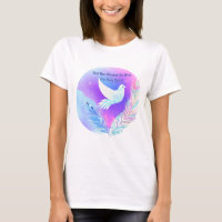 Witte duif met roze en blauwe veren