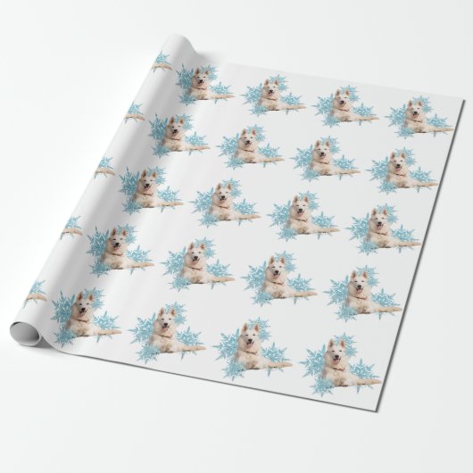 Witte Duitse herder die in de Snowflakes ligt Cadeaupapier (Uitgerold)