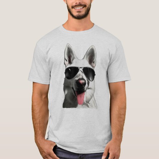 Witte Duitse Shepherd draagt zonnebrillen T-shirt (Voorkant)