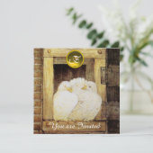 WITTE DUIVEN IN VENSTER BRUINE GELE TROUWFEEST KAART (Staand voorkant)