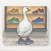 Witte eend op zoek naar sneakers muismat (Voorkant)