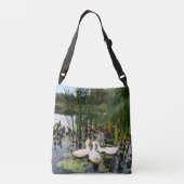 Witte eenden, lendenkussens, cattails, meeroever crossbody tas (Achterkant)