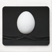 Witte eieren op zwarte vorken muismat (Voorkant)