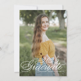 Witte Elegante Script Afstudeerklas 2026 Kaart