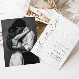 Witte elegante scriptfoto Sla de datum op Save The Date