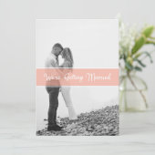 Witte Elegante Scriptie Foto Huwelijksuitnodiginge Kaart (Staand voorkant)