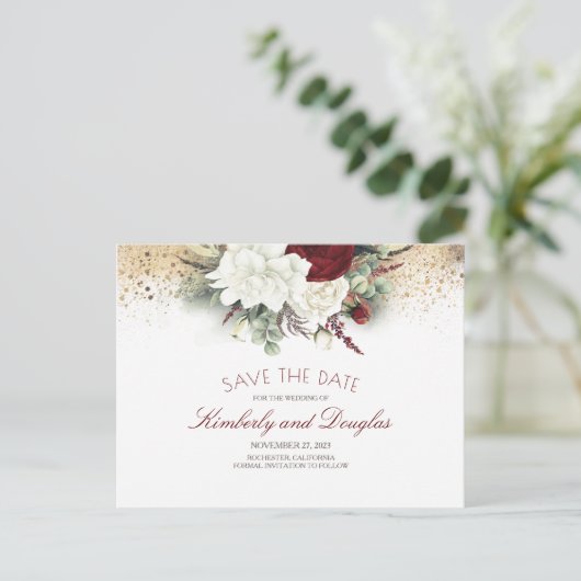Witte en Bourgondische rode bloemen sparen de datu Aankondigingskaart (Staand voorkant)