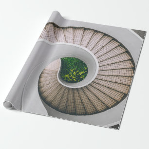 WITTE EN BROEIENDE CONCRETE SPIRALE STAIRS CADEAUPAPIER